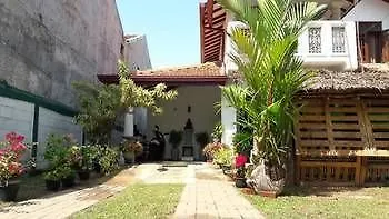 Diyon Airport Villa Negombo