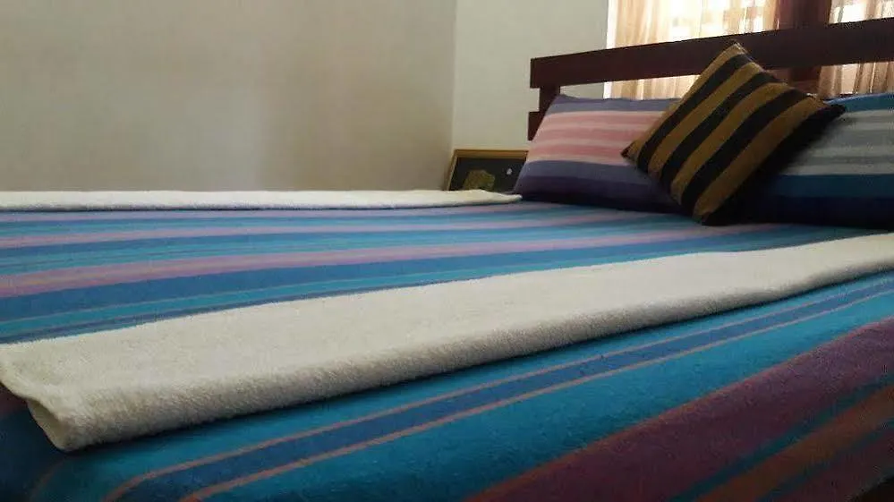 Diyon Airport Villa Negombo 3*,  Srí Lanka